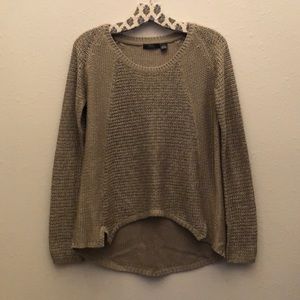 Loose fit sweater